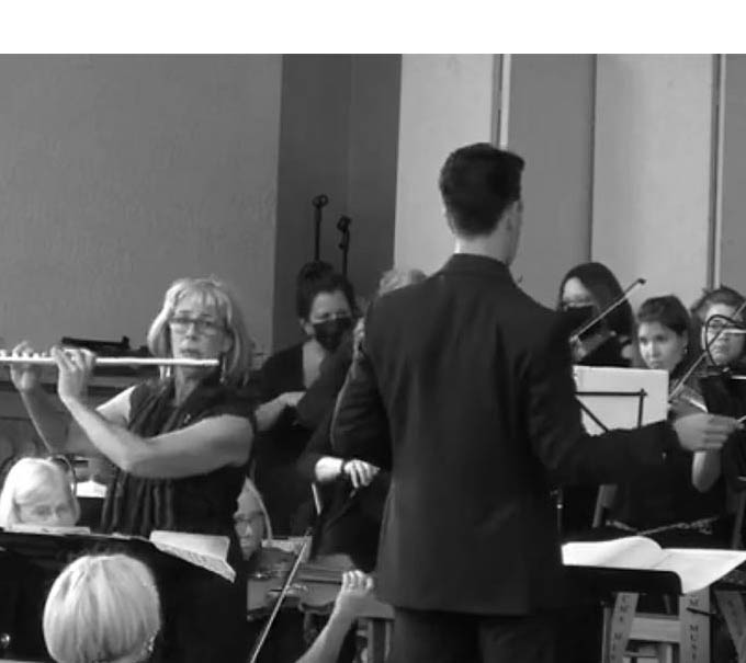 Flute Soloist, Conductor and Orchestra